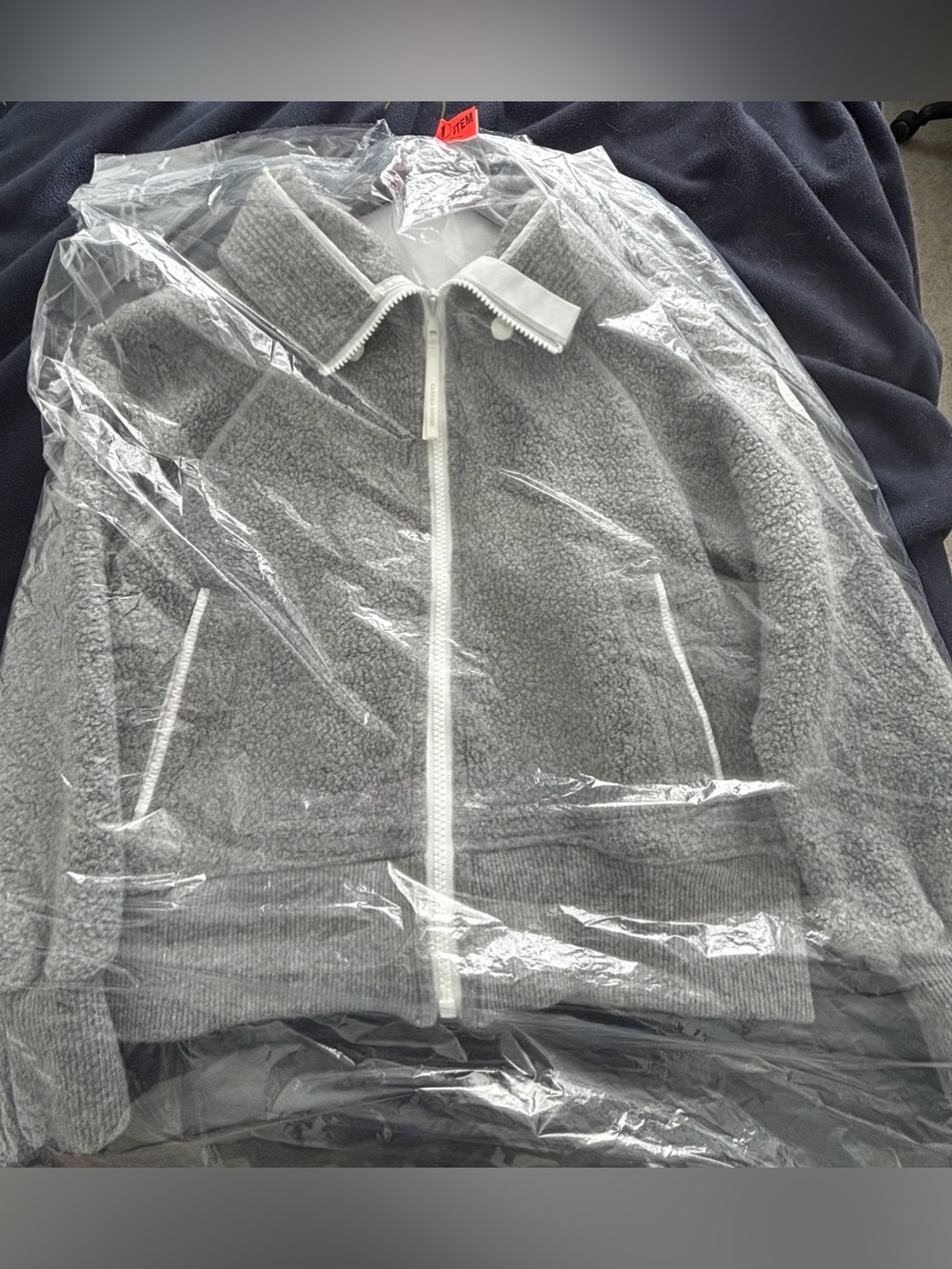 Canada Goose Greige Chillwack Fleece Bomber white Disc
